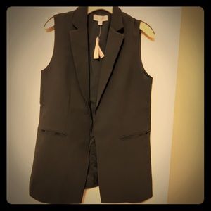 Long hip long vest jacket. never worn. new&tags